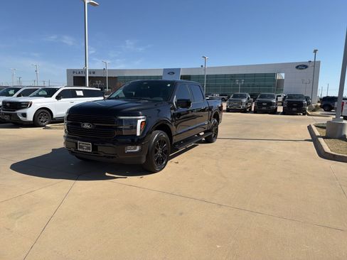 Used 2025 Ford F150 Platinum w/ FX4 Off-Road Package image 27