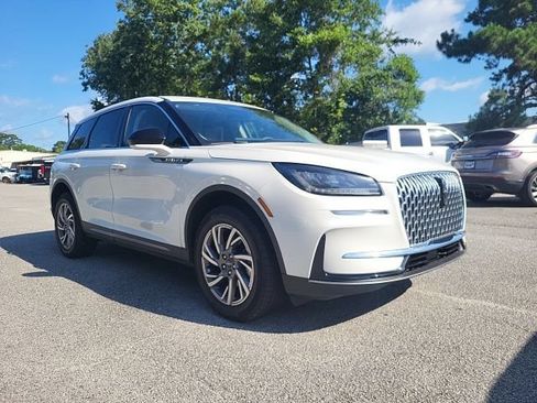 Used 2023 Lincoln Corsair FWD image 1