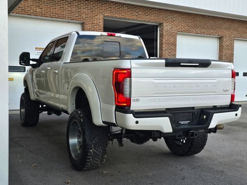 Used 2019 Ford F250 Platinum w/ Platinum Ultimate Package image 8
