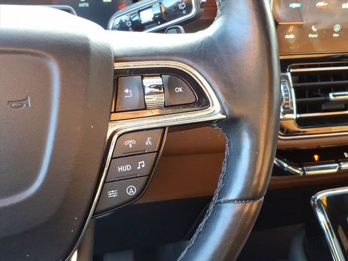 Used 2024 Lincoln Navigator Reserve image 22