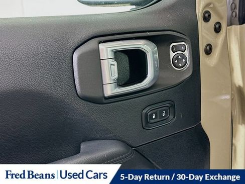 Used 2022 Jeep Wrangler Unlimited Sahara AWD/4WD image 25