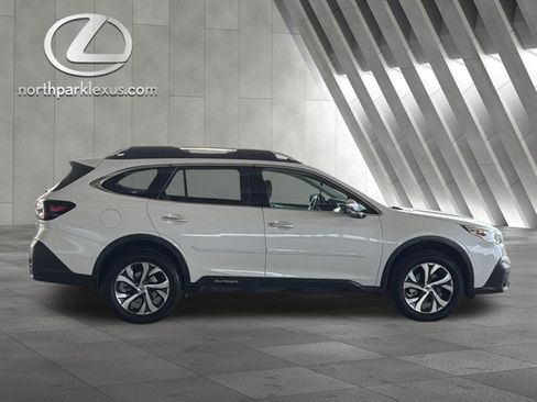 Used 2021 Subaru Outback Touring AWD/4WD image 4
