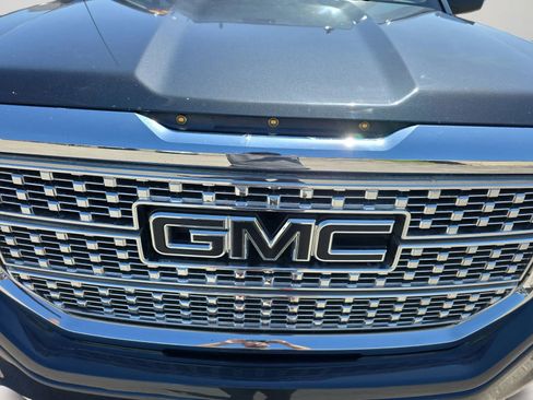 Used 2017 GMC Sierra 1500 Denali AWD/4WD image 10