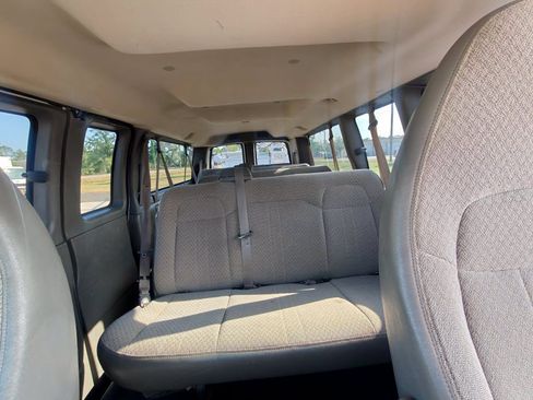 Used 2014 Chevrolet Express 3500 LT w/ LT Preferred Equipment Group RWD image 20