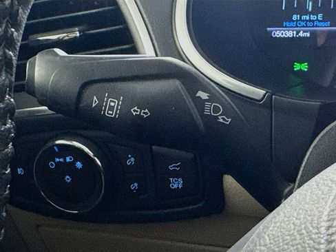 Used 2019 Ford Edge Titanium FWD image 13