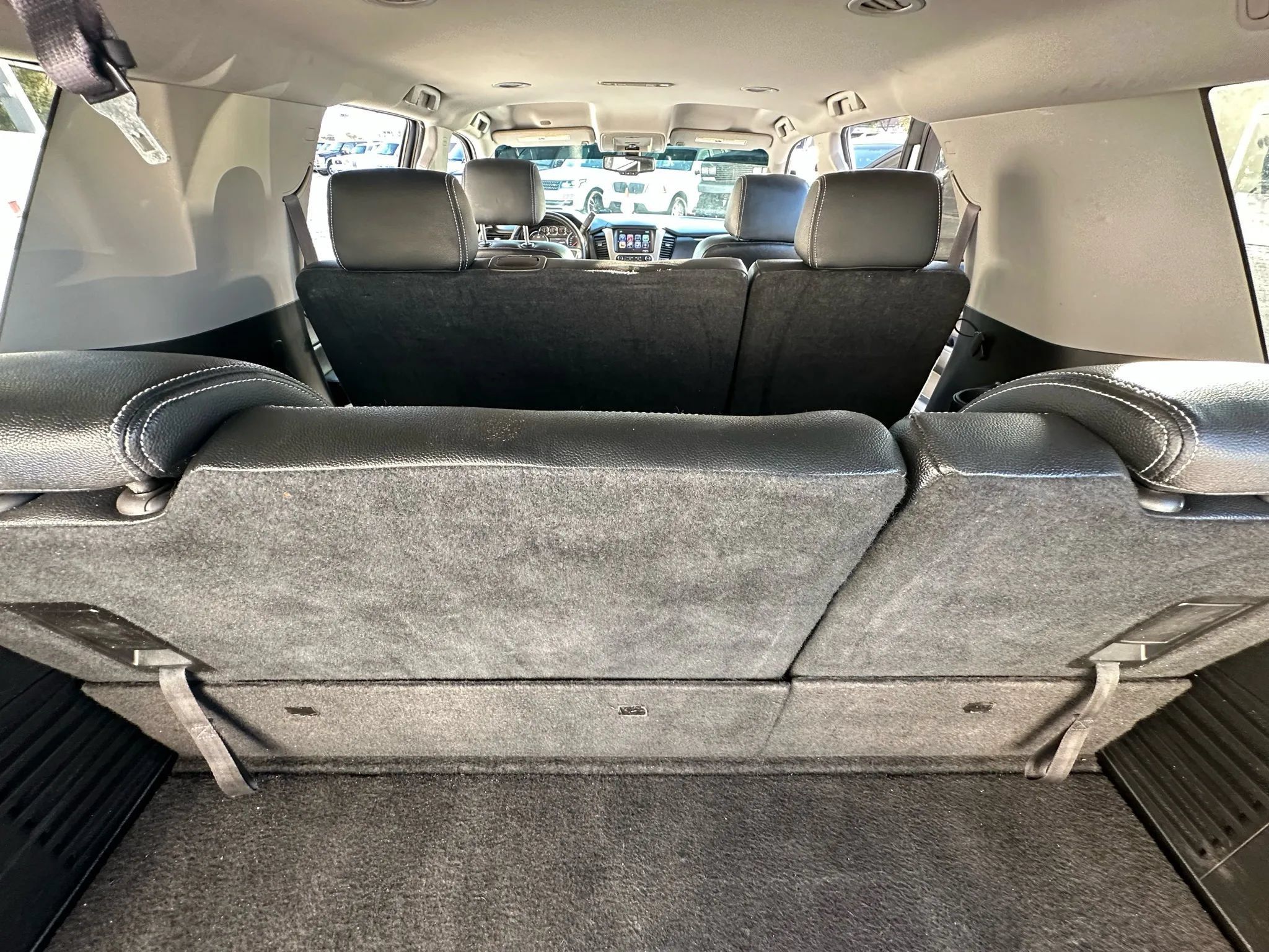 Used 2017 GMC Yukon SLE w/ Convenience Package RWD image 34