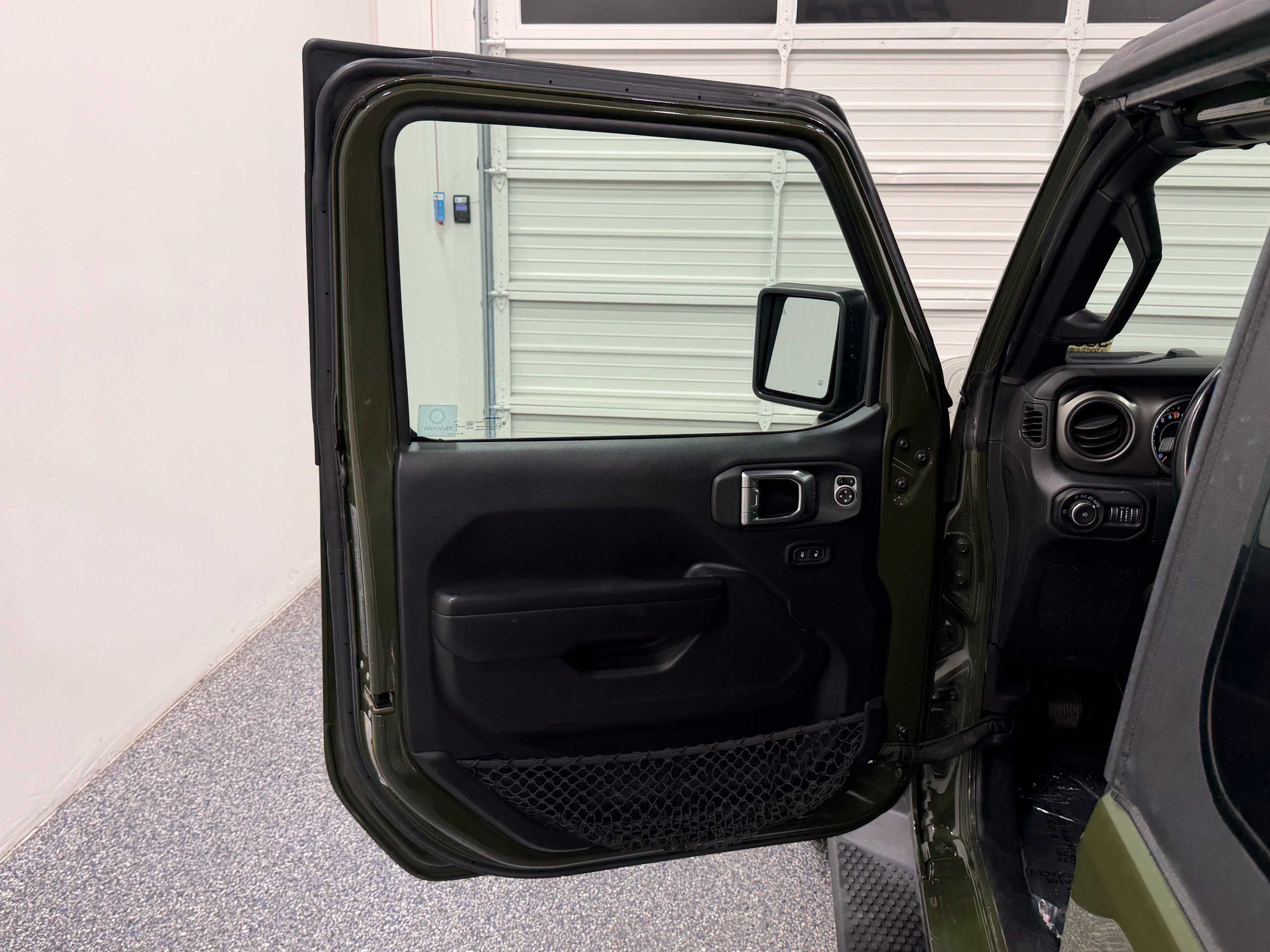 Used 2021 Jeep Wrangler Sport AWD/4WD image 20