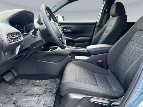 Certified 2025 Honda HR-V Sport image 18