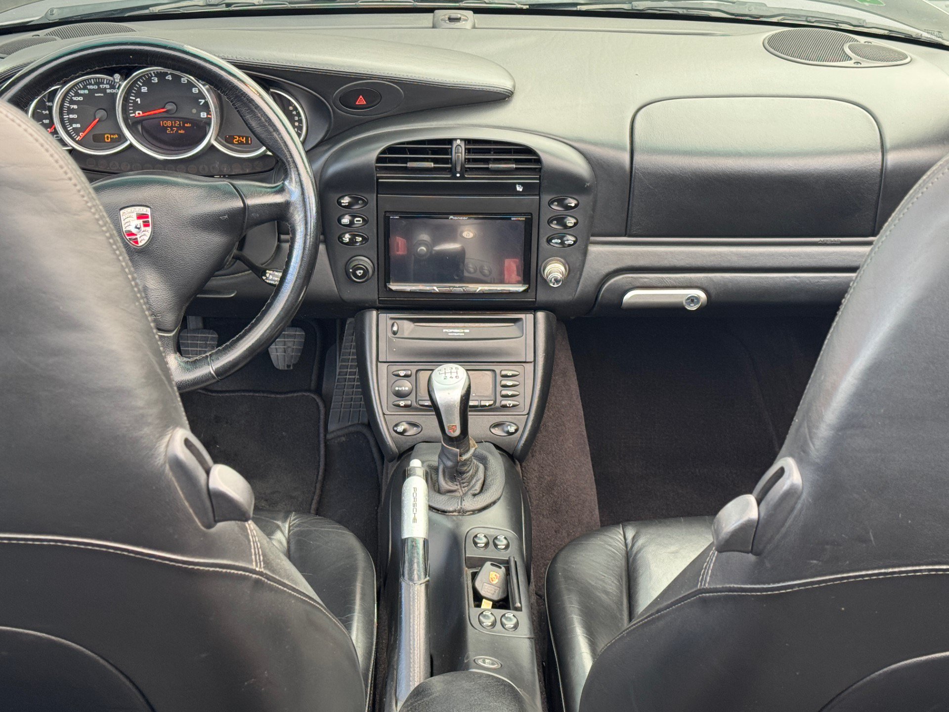 Used 2002 Porsche 911 Cabriolet image 33