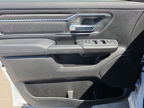 New 2026 RAM 1500 Big Horn AWD/4WD image 16