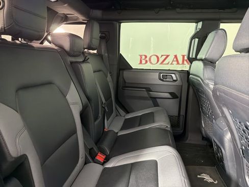 Used 2024 Ford Bronco Big Bend image 18