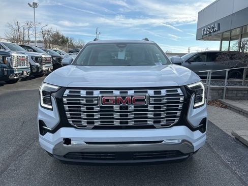 New 2026 GMC Terrain Denali w/ LPO, Floor Liner Package image 2