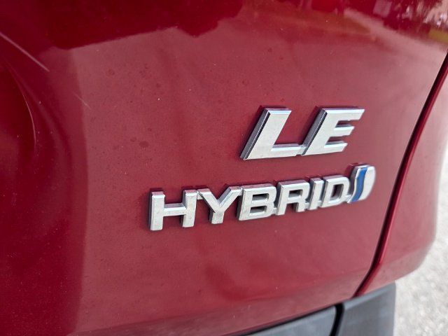 Used 2023 Toyota RAV4 LE AWD/4WD image 16