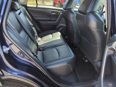 Used 2022 Toyota RAV4 XLE Premium AWD/4WD image 22