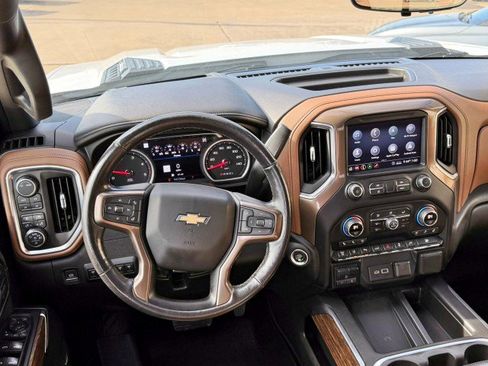 Used 2020 Chevrolet Silverado 3500 High Country image 19