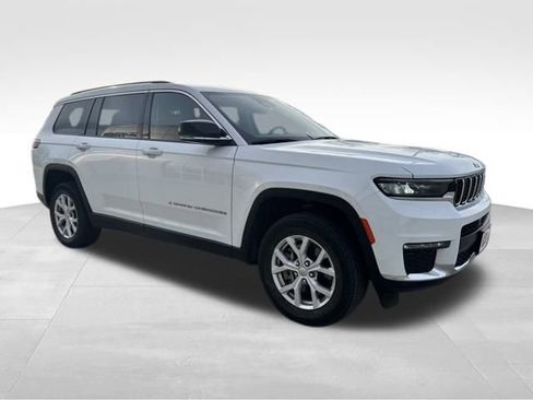Used 2022 Jeep Grand Cherokee L Limited image 7