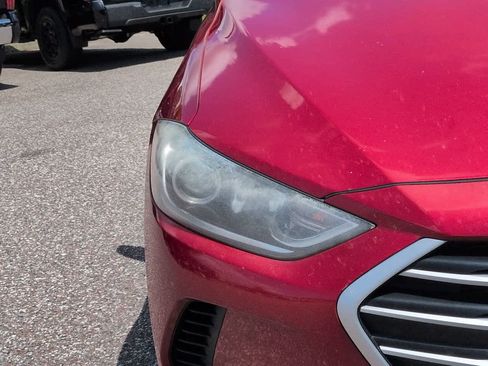 Used 2018 Hyundai Elantra SEL FWD image 10
