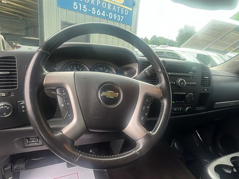 Used 2012 Chevrolet Silverado 2500 LT w/ Interior Plus Package AWD/4WD image 14