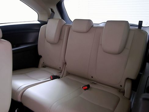 Used 2023 Honda Odyssey EX-L image 18