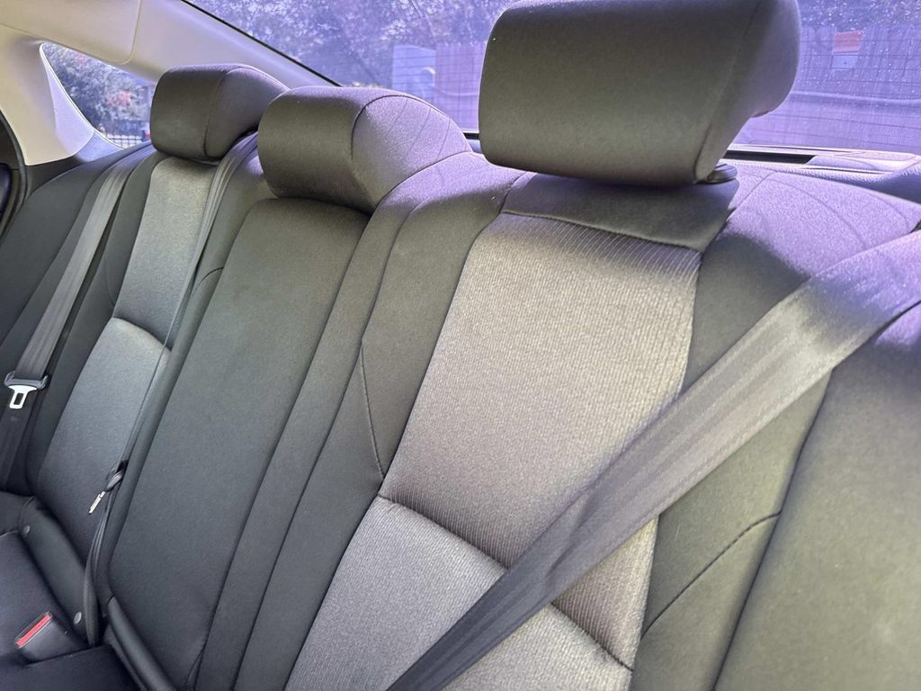 Used 2020 Honda Accord EX image 14
