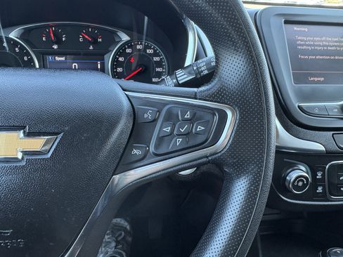 Used 2021 Chevrolet Equinox LT image 20