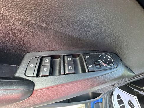 Used 2022 Kia Seltos LX image 13