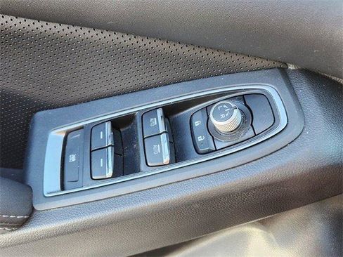 Used 2023 Subaru Ascent Limited image 17