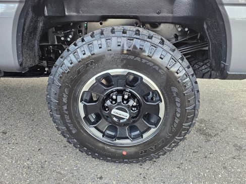 New 2026 Ford F350 Platinum w/ Tremor Off-Road Package image 7