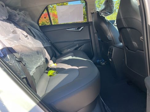New 2025 Kia Niro Wind w/ Wind Preserve Package image 13
