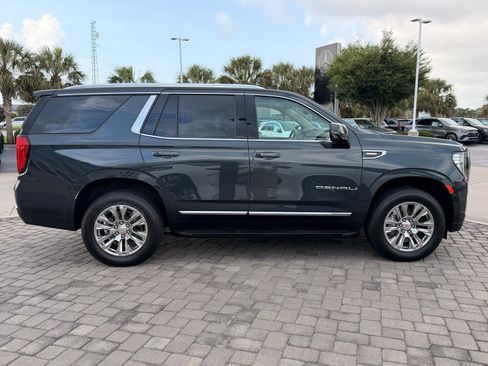 Used 2021 GMC Yukon Denali AWD/4WD image 8