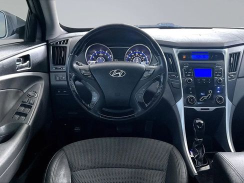 Used 2011 Hyundai Sonata SE FWD image 8