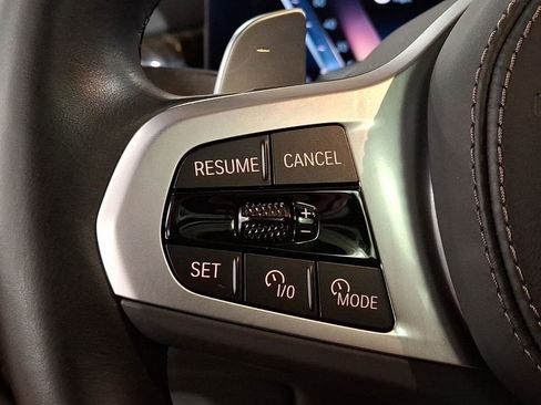 Used 2024 BMW X6 xDrive40i w/ Premium Package image 17