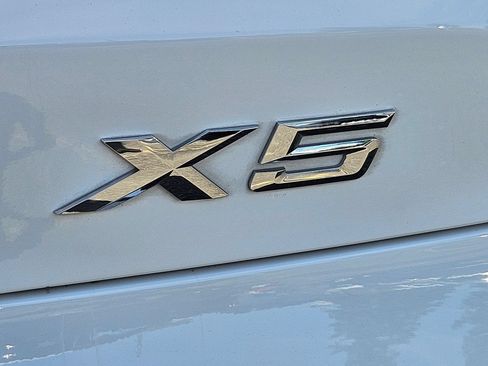 Used 2019 BMW X5 xDrive40i w/ Executive Package AWD/4WD image 28