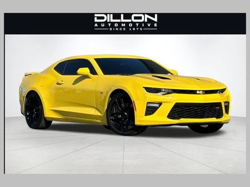 Used 2016 Chevrolet Camaro SS RWD image 1