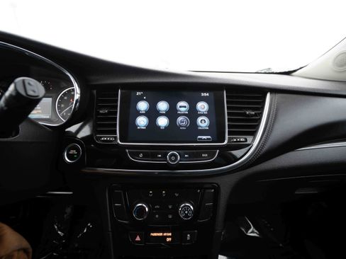 Used 2017 Buick Encore Preferred image 17