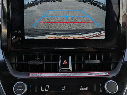 Used 2026 Toyota Corolla SE FWD image 15