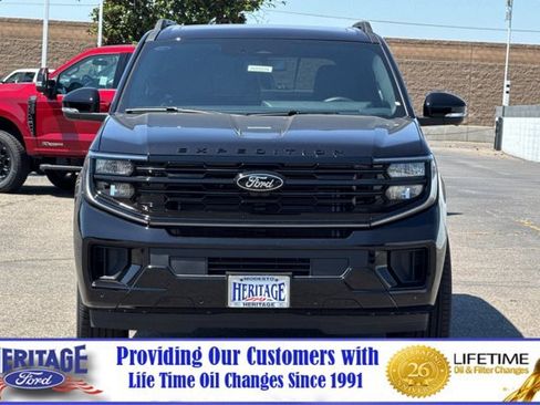 New 2026 Ford Expedition Platinum w/ Stealth Performance Package AWD/4WD image 9