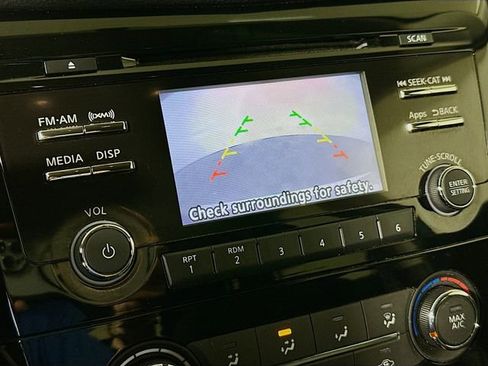 Used 2016 Nissan Rogue S w/ Appearance Package image 16