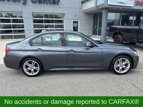Used 2018 BMW 330i xDrive Sedan AWD/4WD image 4