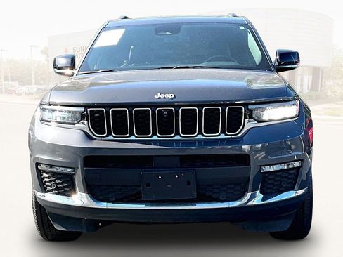 Used 2024 Jeep Grand Cherokee L Limited w/ Luxury Tech Group II image 2