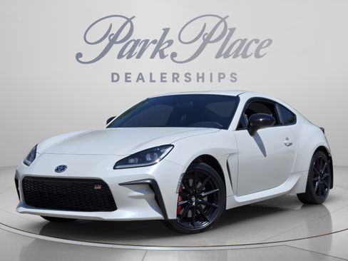 Used 2025 Toyota GR86 Premium w/ Performance Package RWD image 1