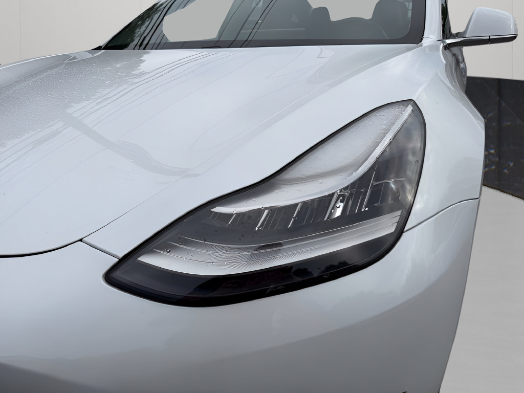 Used 2020 Tesla Model 3 Long Range AWD/4WD image 9