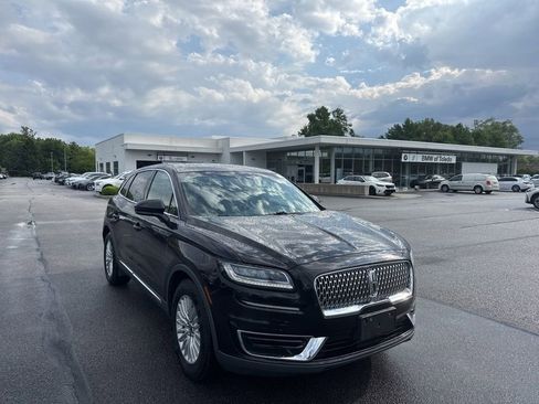 Used 2019 Lincoln Nautilus FWD image 1