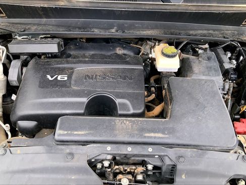 Used 2019 Nissan Pathfinder SL AWD/4WD image 33