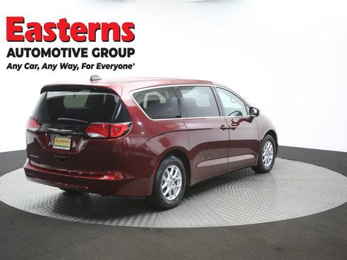 Used 2023 Chrysler Voyager LX FWD image 40