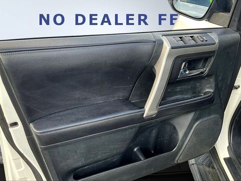 Used 2016 Toyota 4Runner SR5 image 20