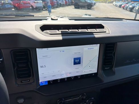 New 2026 Ford Bronco Badlands image 15