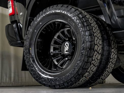 Used 2024 RAM 3500 Tradesman w/ Chrome Appearance Group image 50