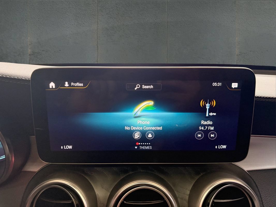 Used 2023 Mercedes-Benz GLC 300 4MATIC Coupe image 18