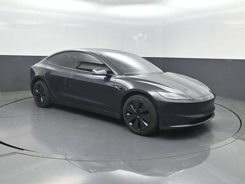 Used 2025 Tesla Model 3 RWD image 24